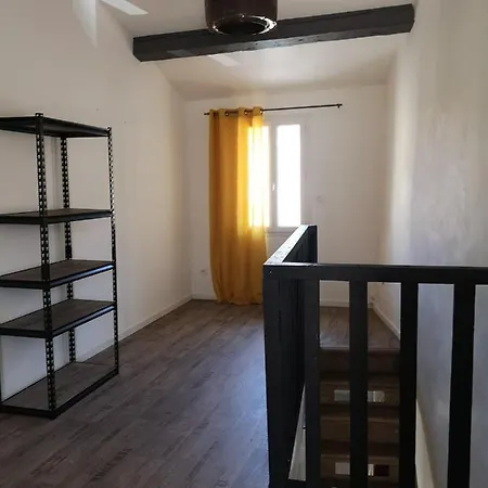 Jolie Maison De Ville Thuir